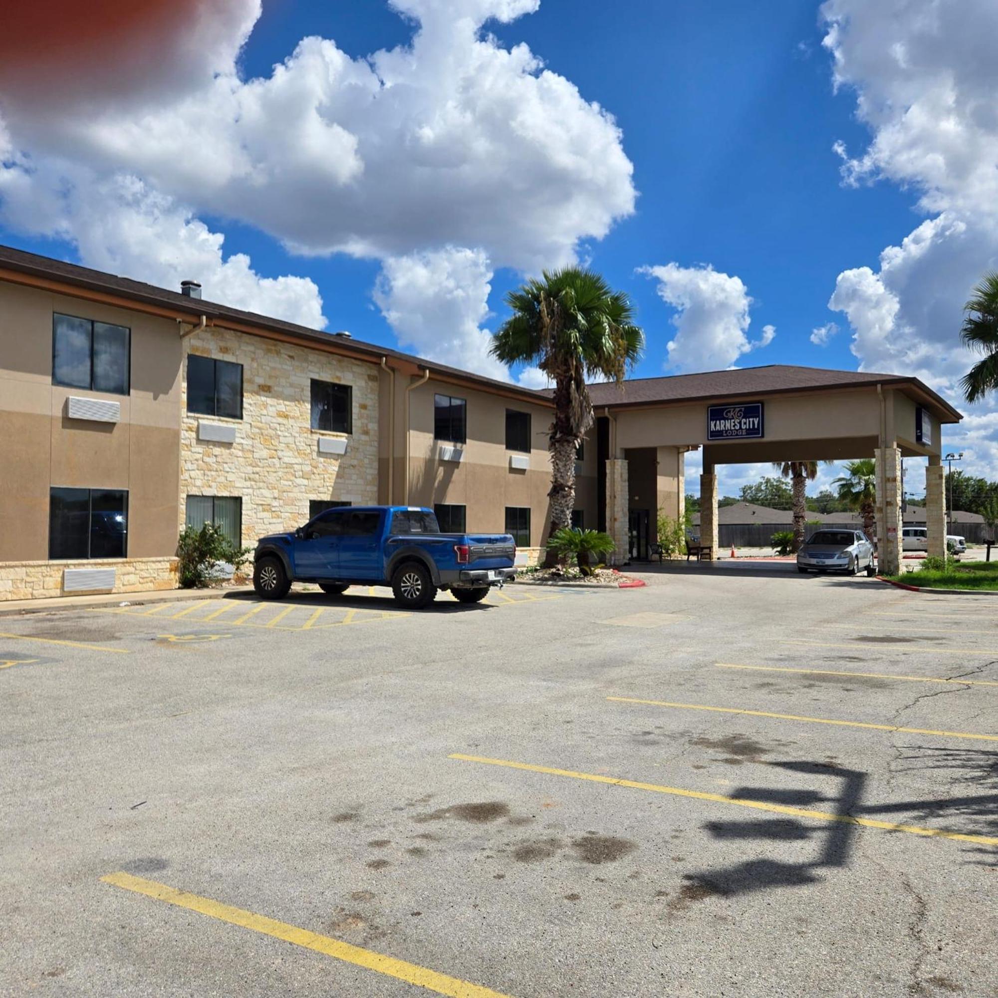 Karnes City Lodge Dış mekan fotoğraf